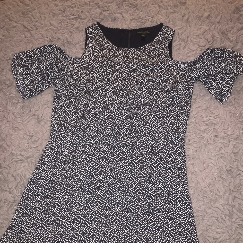 NWOT Banana Republic Cold Shoulder Dress